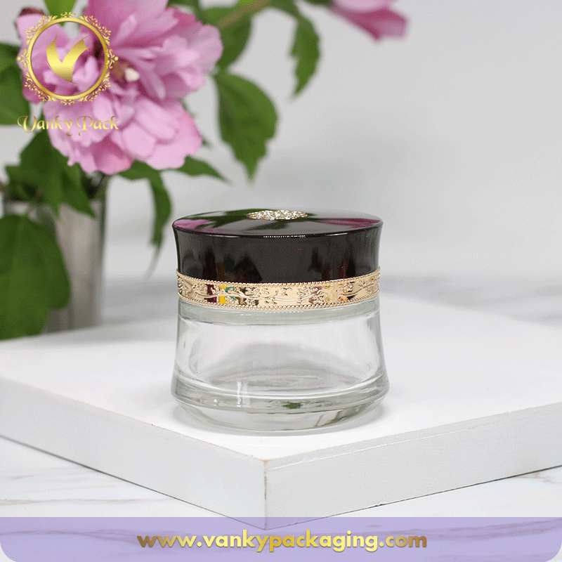 Top Sale Royal Style 50g Clear Glass Face Cream Cosmetic Jar with Special Design Screw Cap 