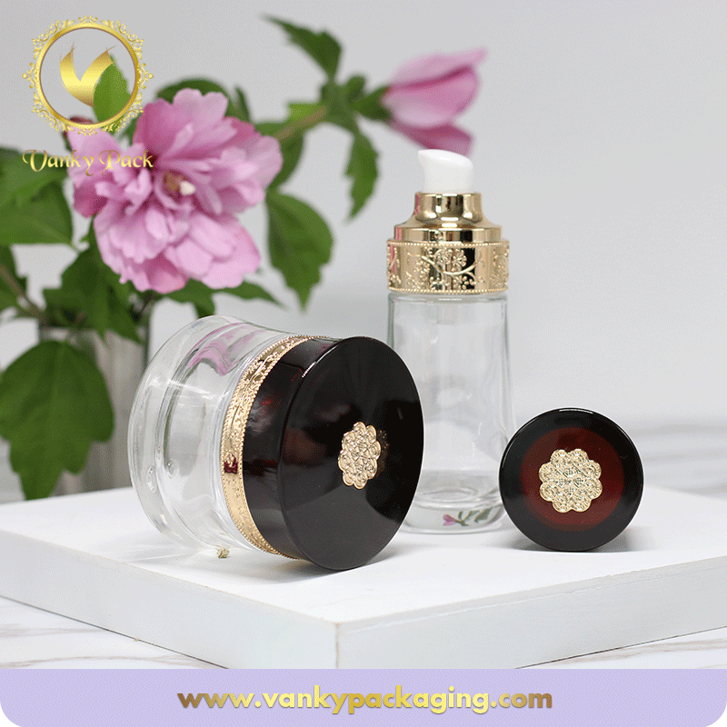 Cosmetic Lotion Bottle with Royal Style Press Pump And Cap Packaging 