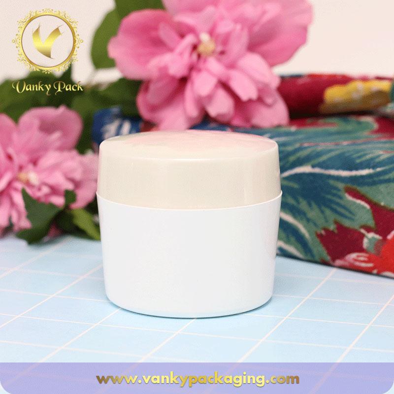 Wholesale white plastic jar cosmetic PET jar for cream packaging