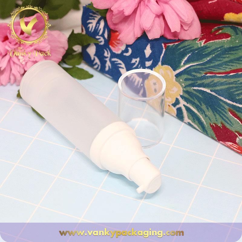 New design hot sale PP cosmetic airless pump bottle plastic bottle