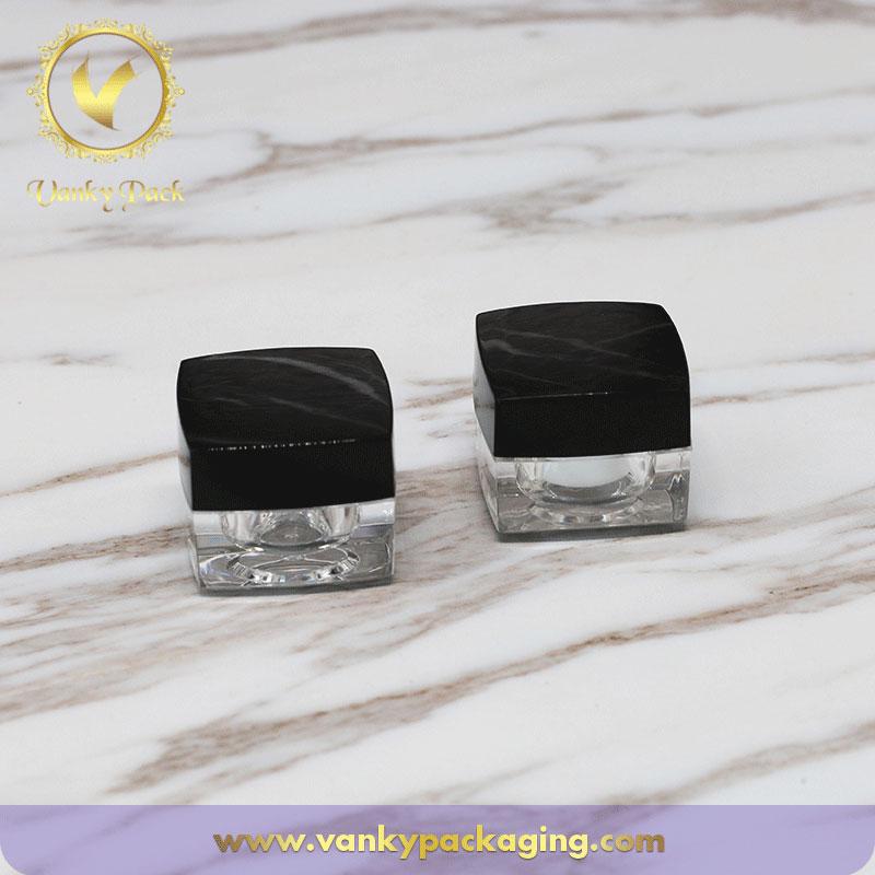 Square Shape Cosmetic Acrylic Jar With Square  Screw Cap Packaging